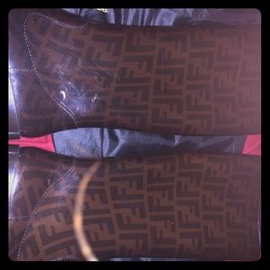 Fendi ZUCCA rainboots